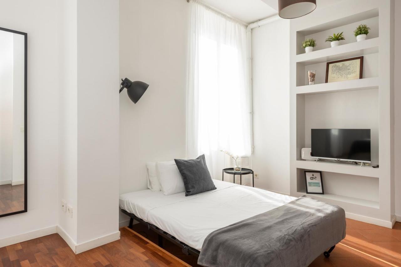 White Flat Termini Apartment Rome Bagian luar foto