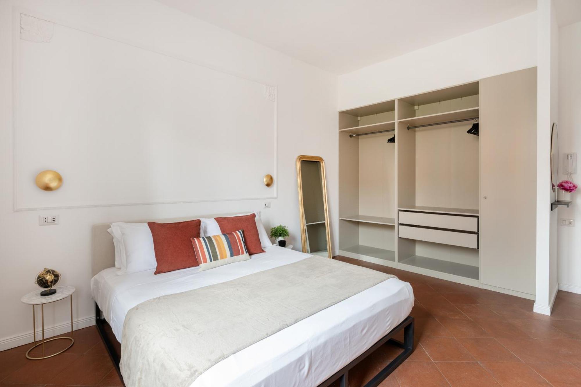 White Flat Termini Apartment Rome Bagian luar foto